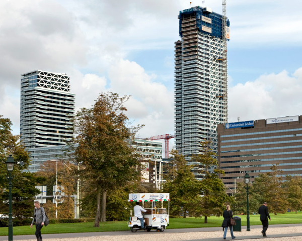 New Babylon Den Haag bereikt hoogste punt.jpg